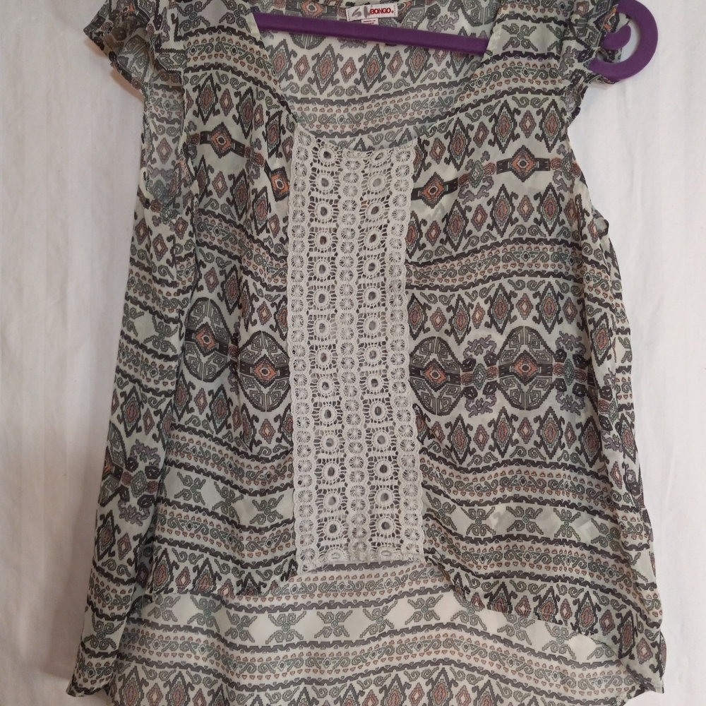 Bongo sheer HighLo Blouse